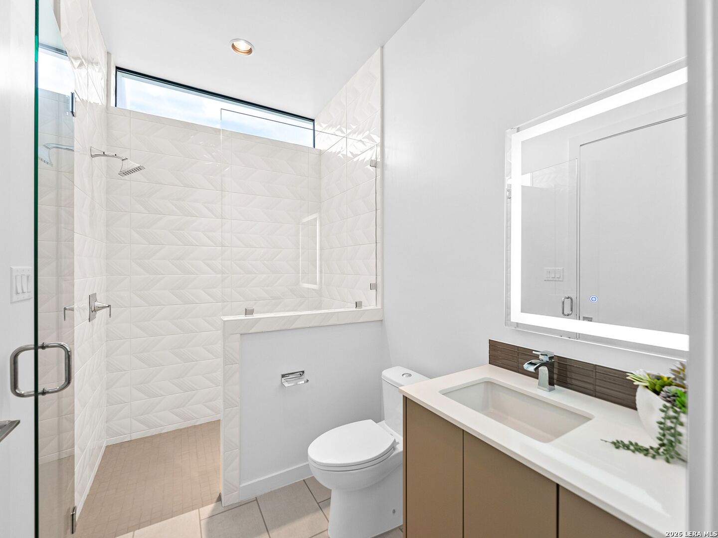 10015 Ivory Canyon
