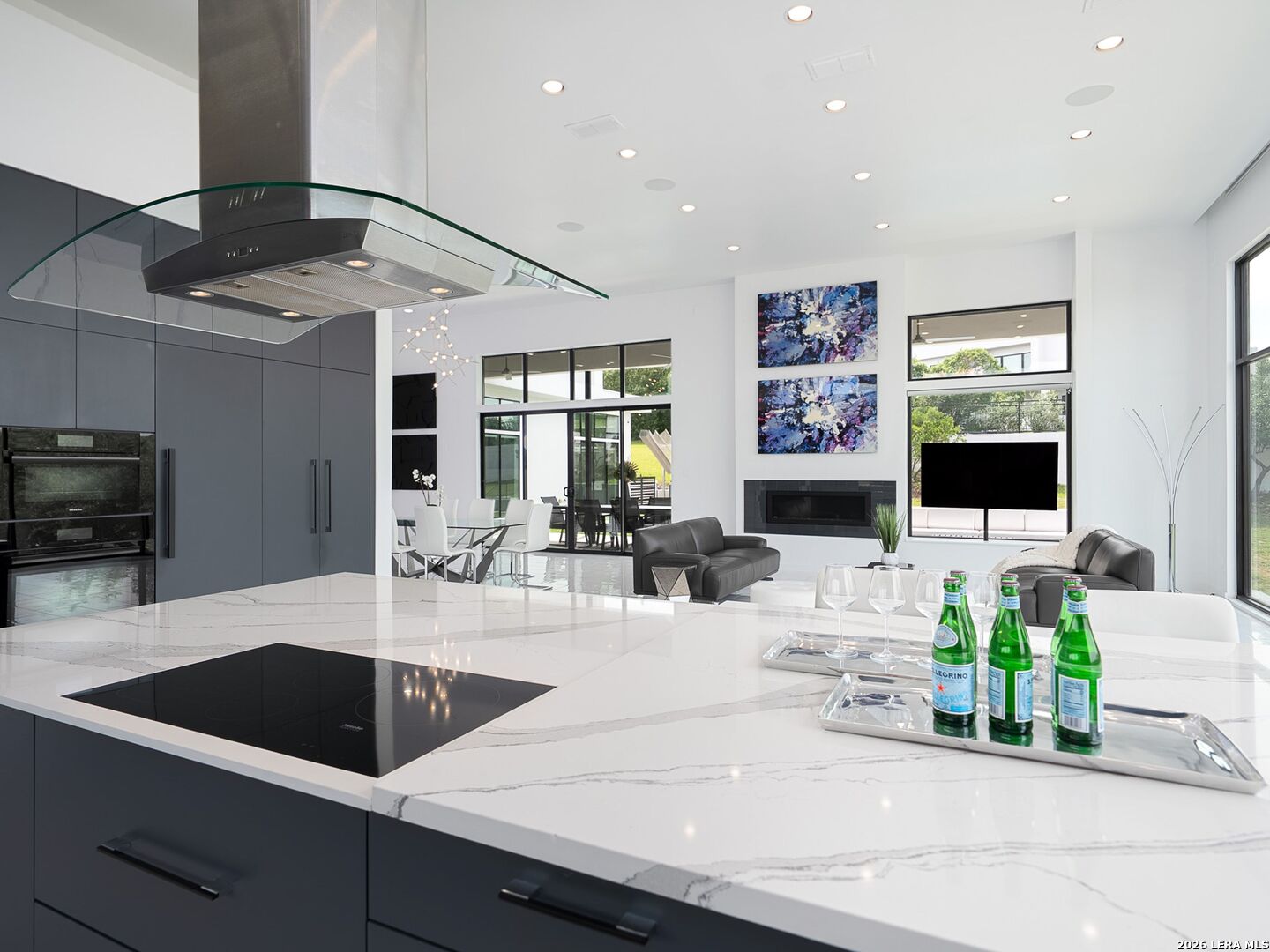10015 Ivory Canyon