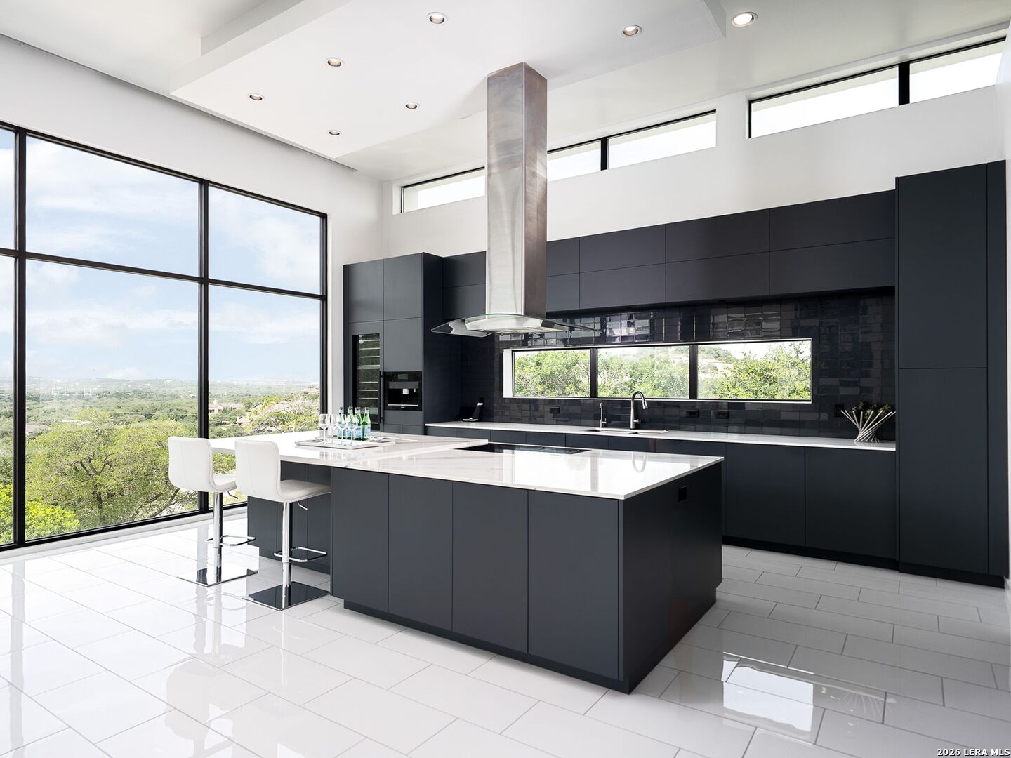 10015 Ivory Canyon
