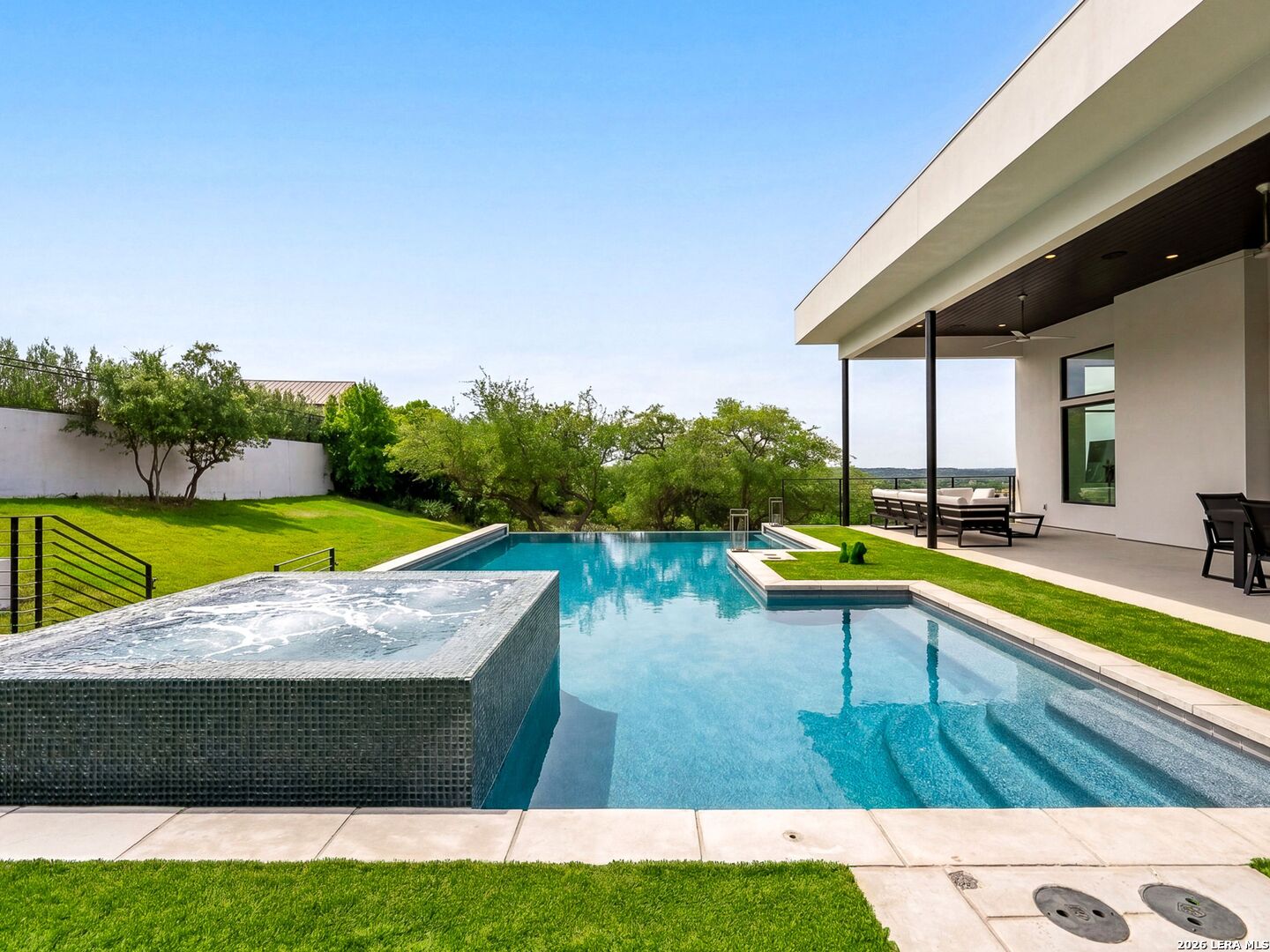 10015 Ivory Canyon