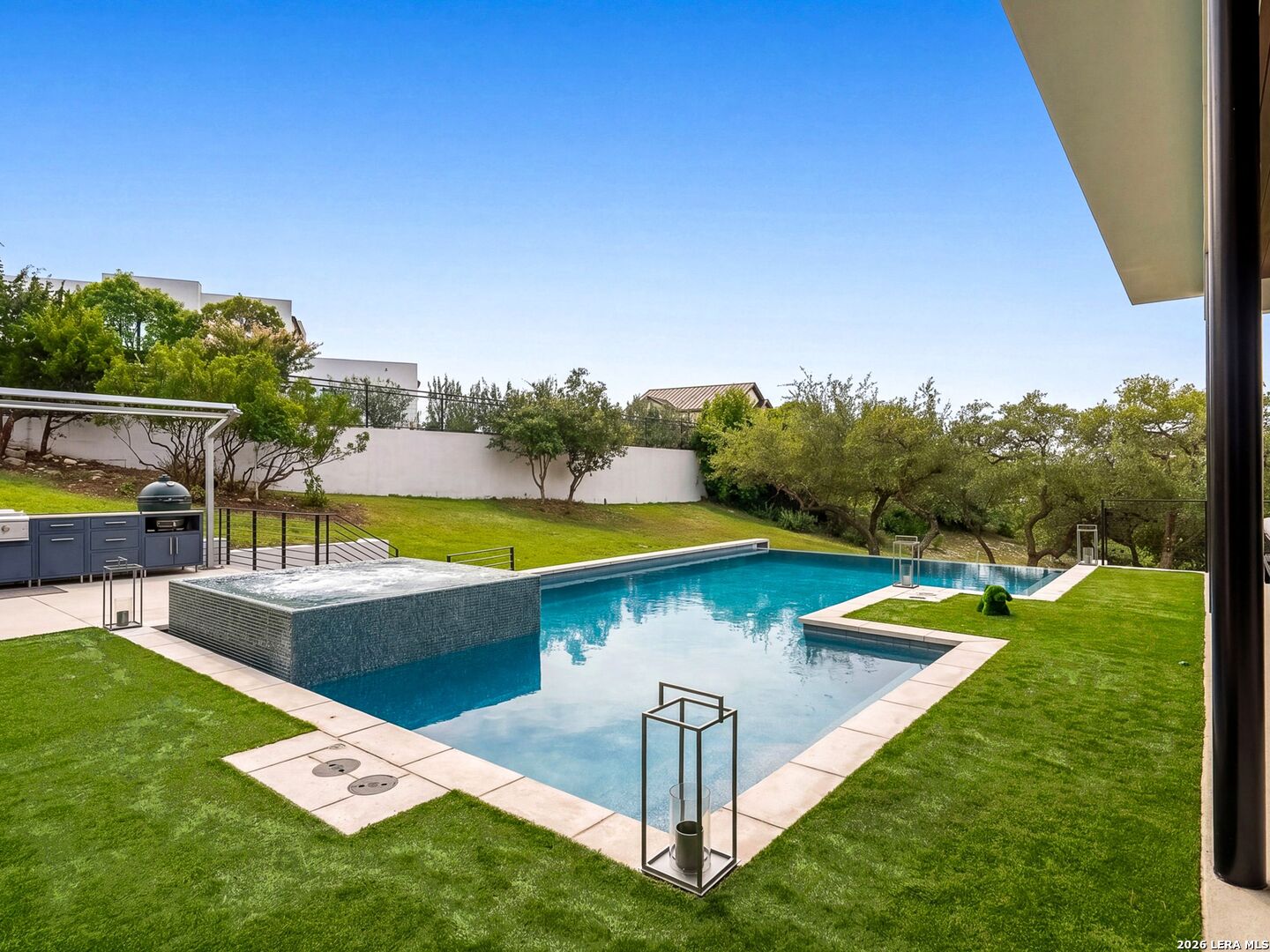 10015 Ivory Canyon