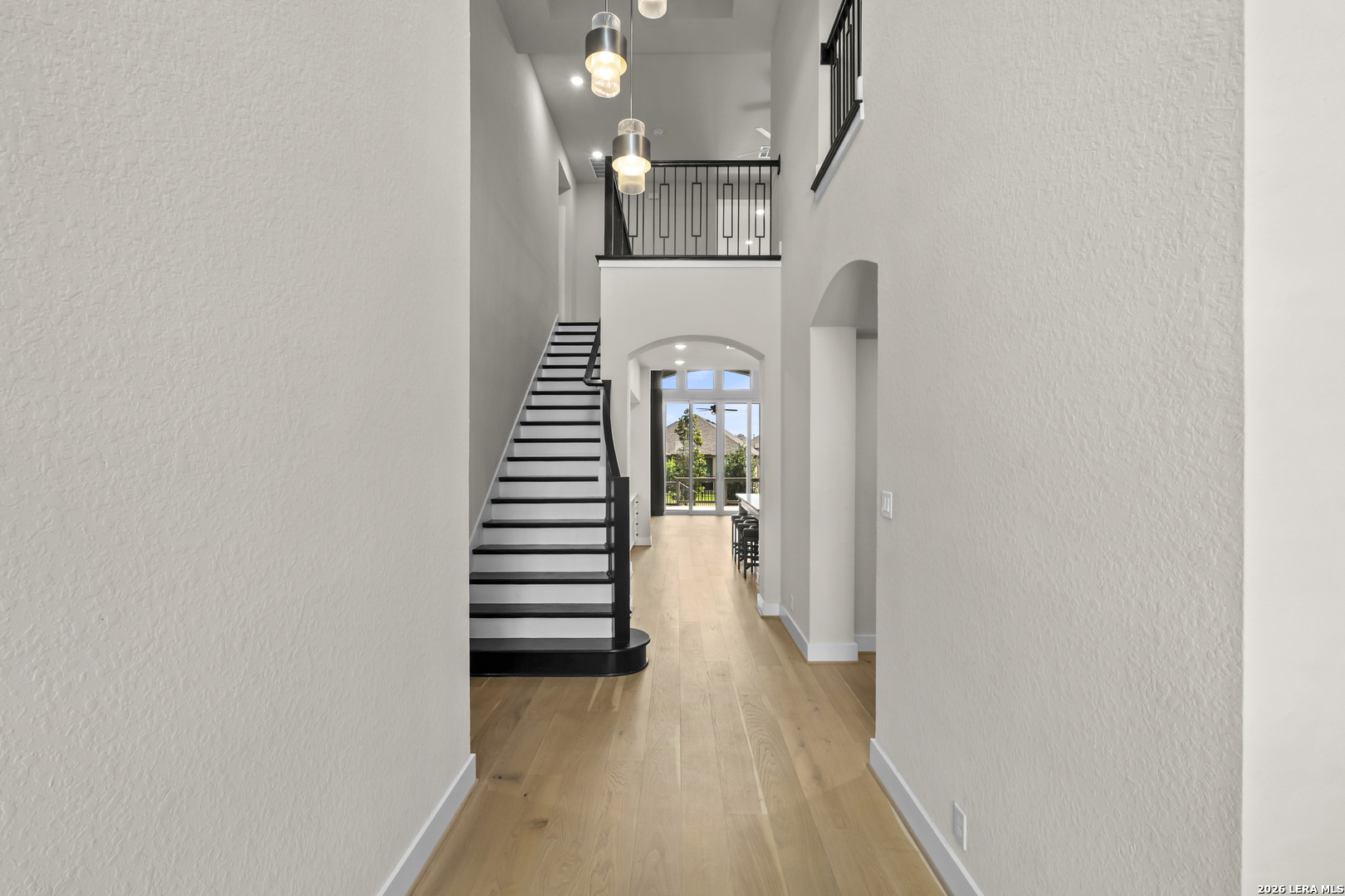 3027 Daplyn Park