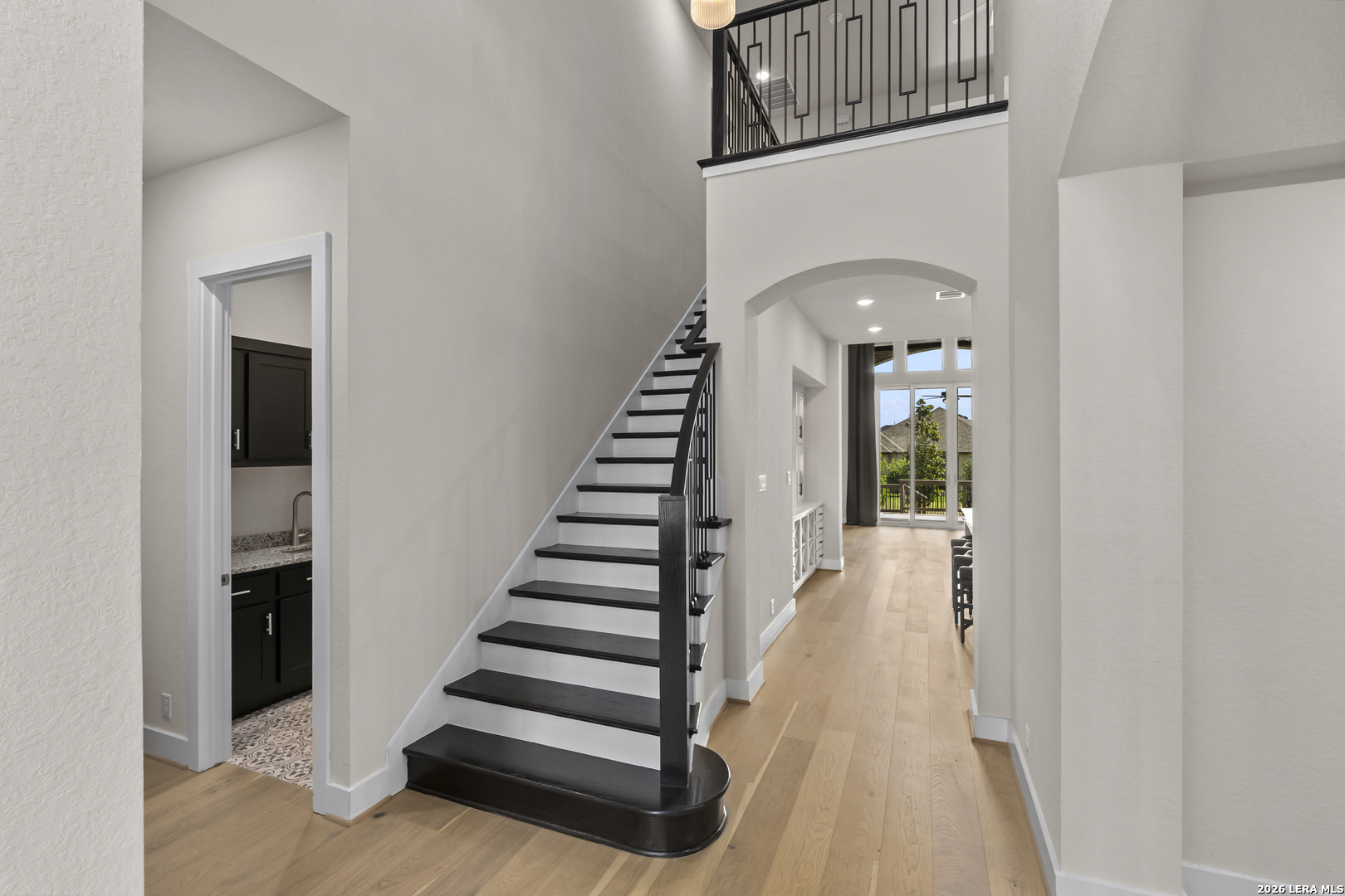 3027 Daplyn Park