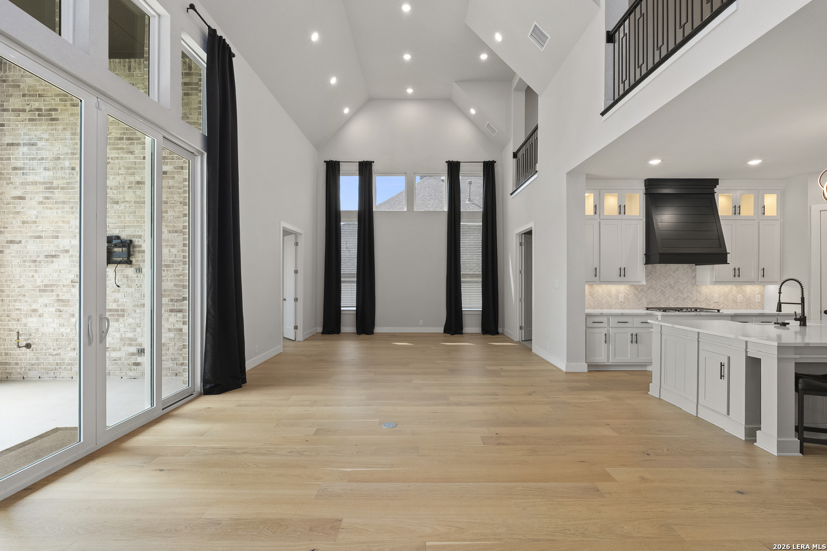 3027 Daplyn Park