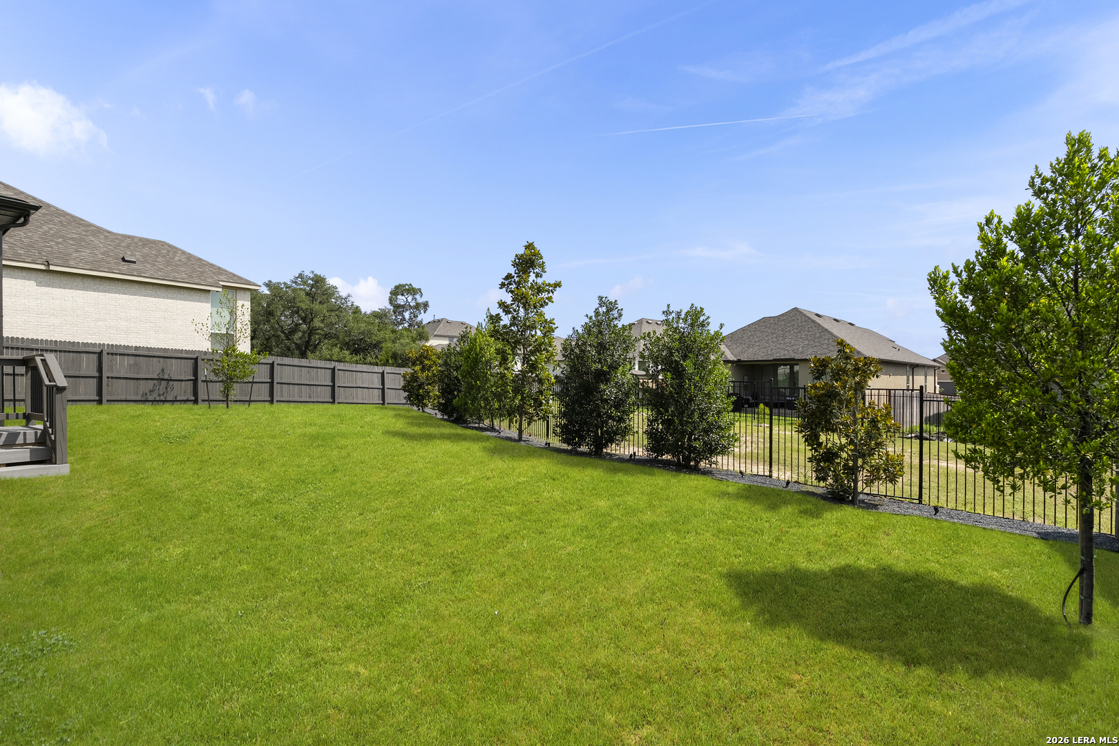 3027 Daplyn Park