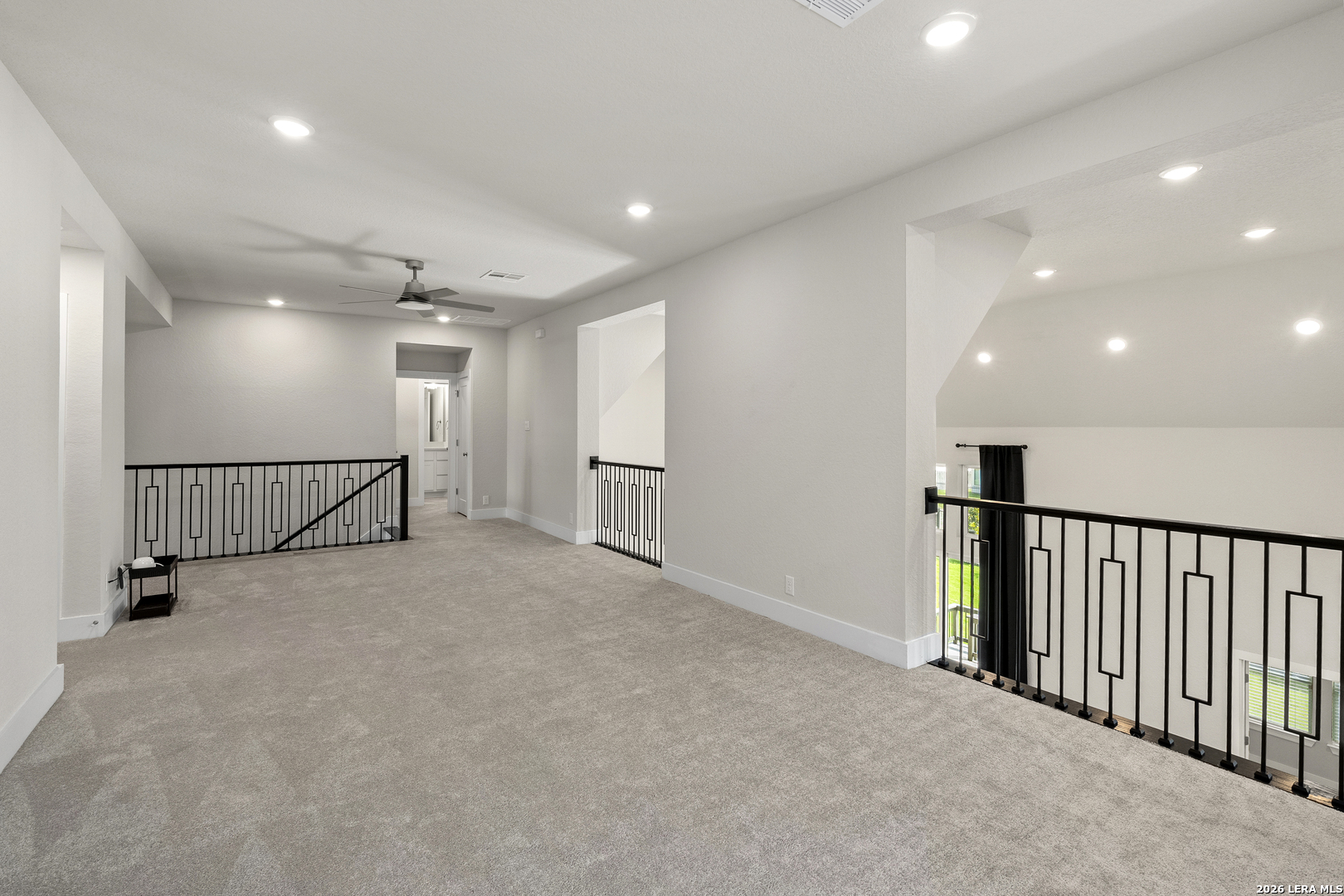 3027 Daplyn Park