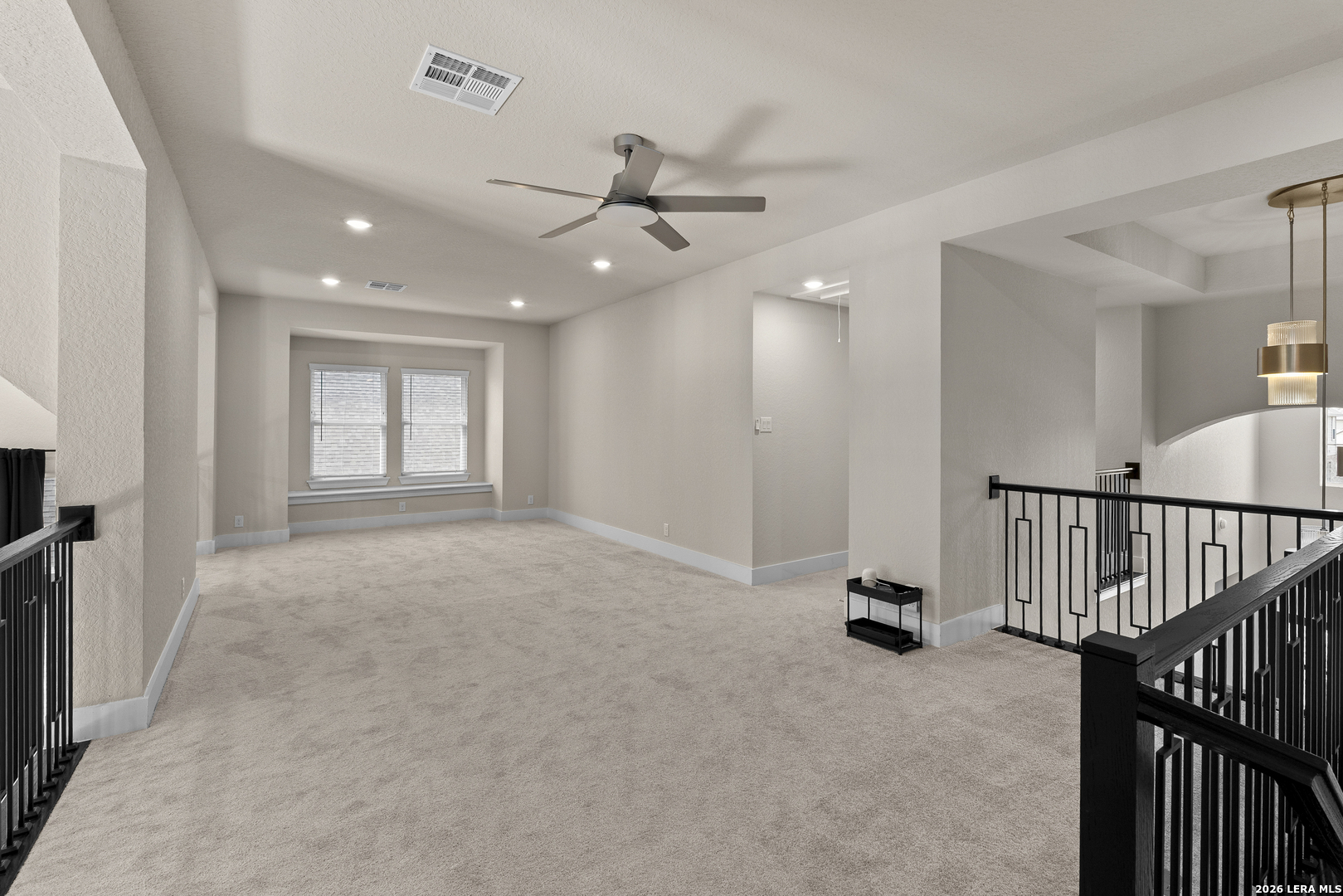 3027 Daplyn Park