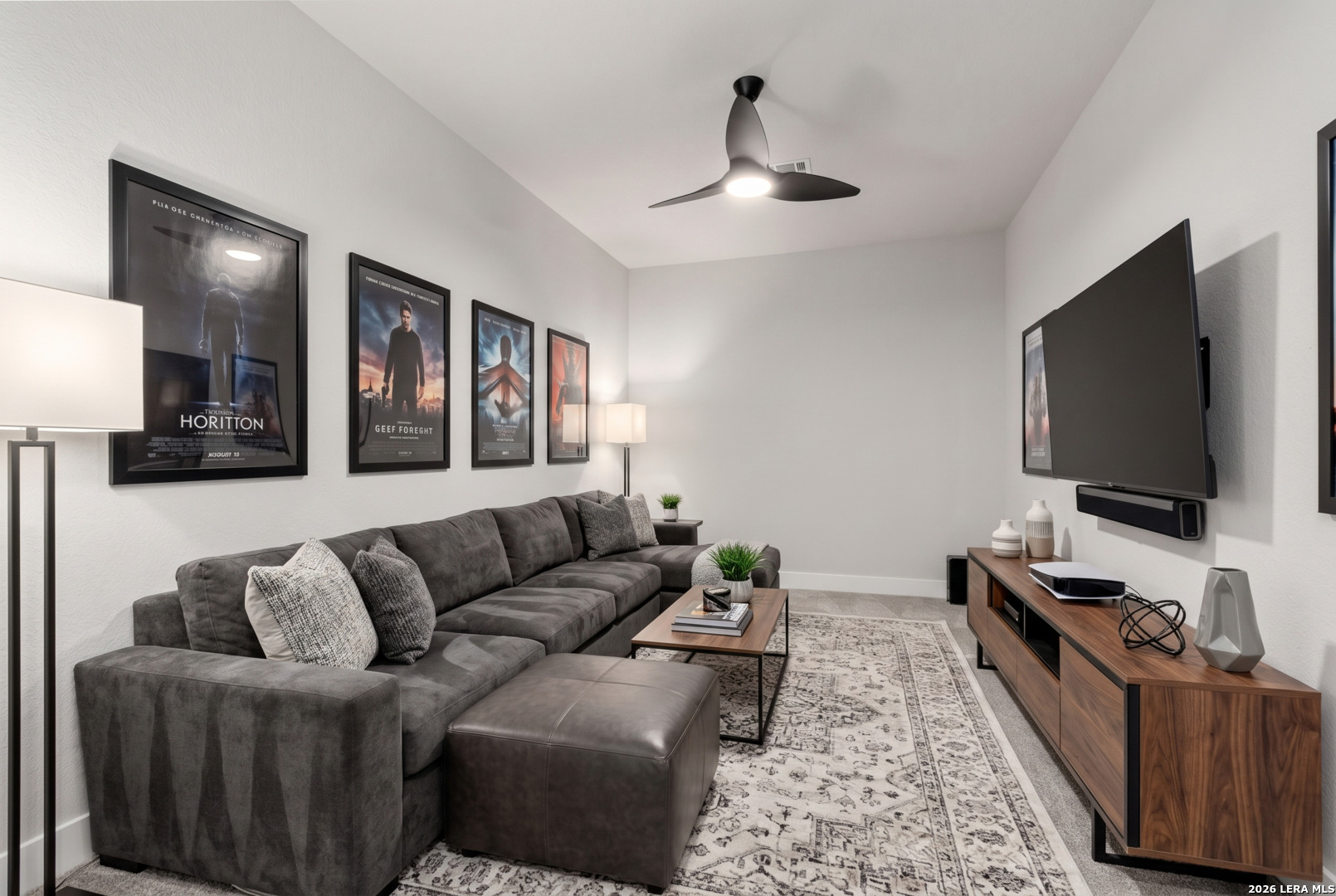 3027 Daplyn Park