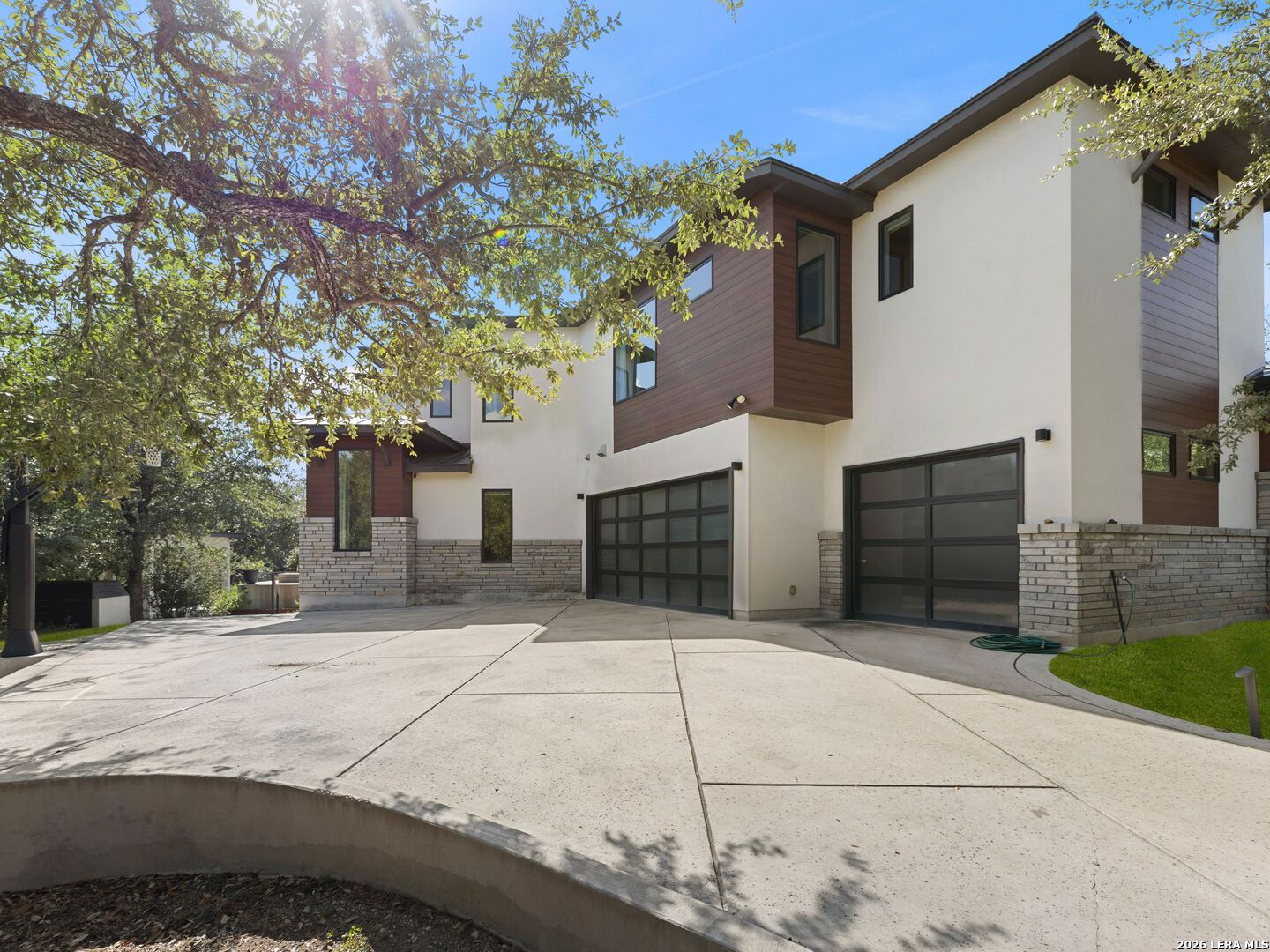 1028 Monteola