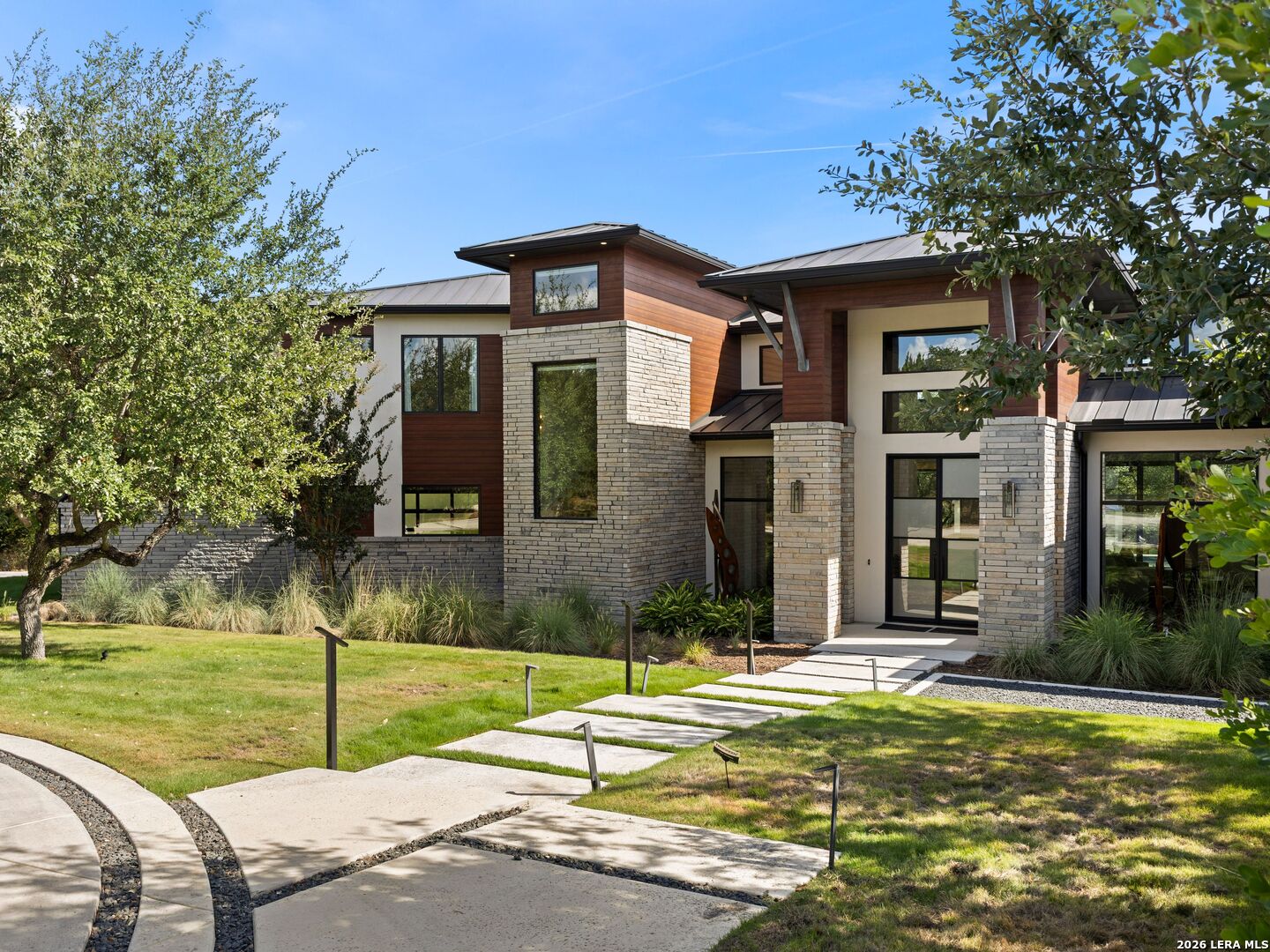 1028 Monteola