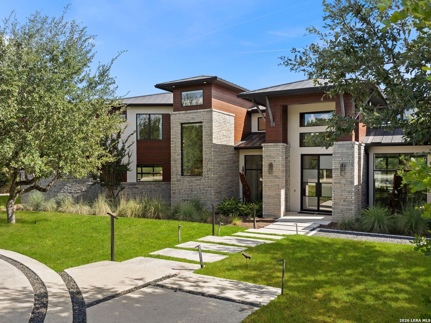 1028 Monteola