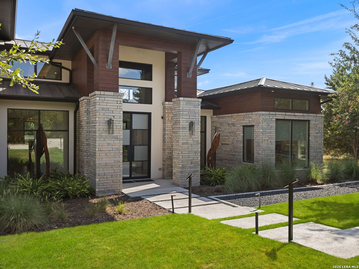 1028 Monteola