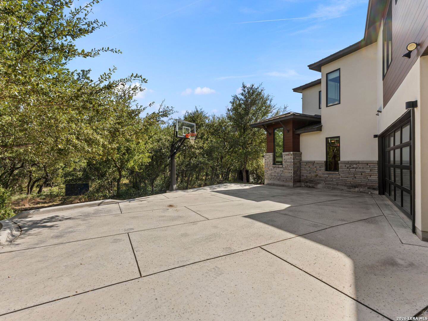 1028 Monteola