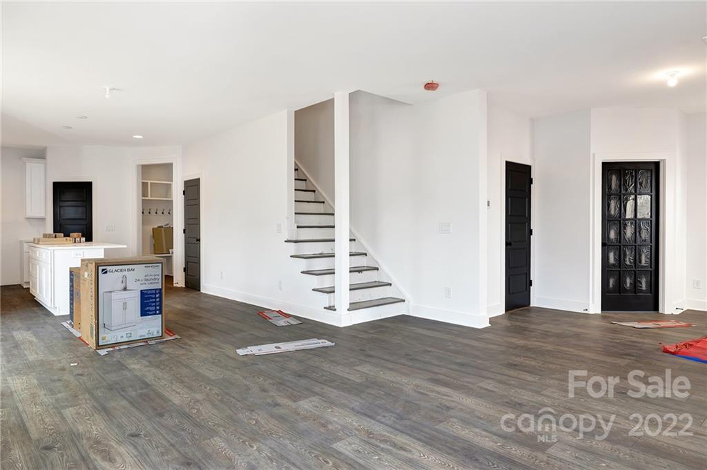 709 Tennyson Drive