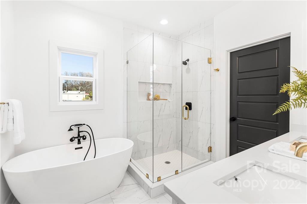 643 Tennyson Drive Unit: 1A