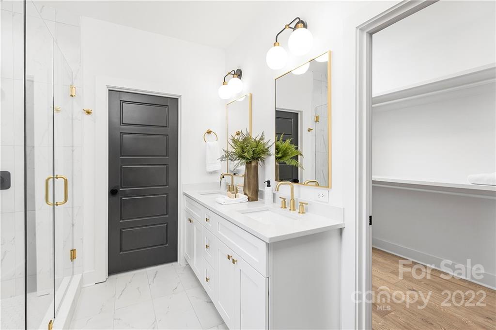 643 Tennyson Drive Unit: 1A