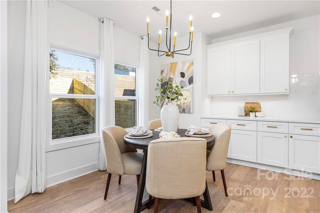 643 Tennyson Drive Unit: 1A