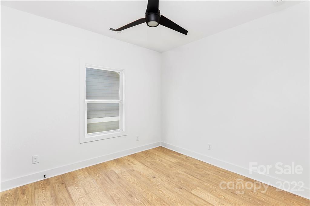 643 Tennyson Drive Unit: 1A