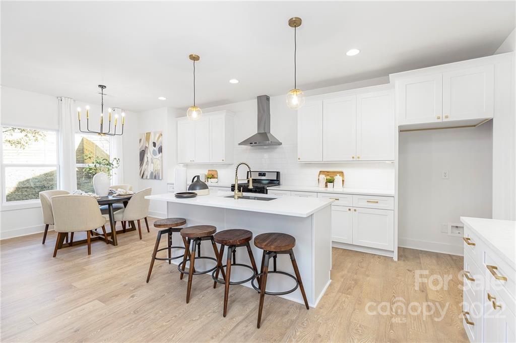 643 Tennyson Drive Unit: 1A