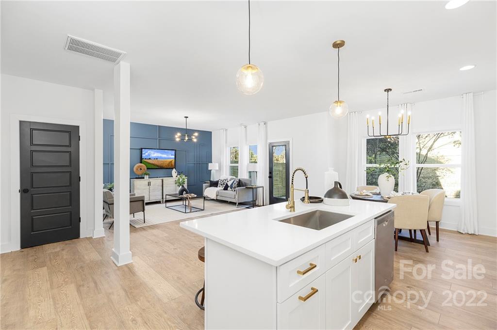643 Tennyson Drive Unit: 1A