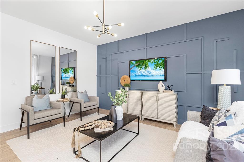 643 Tennyson Drive Unit: 1A