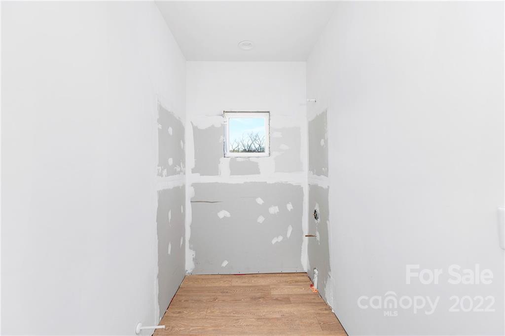 643 Tennyson Drive Unit: 1A