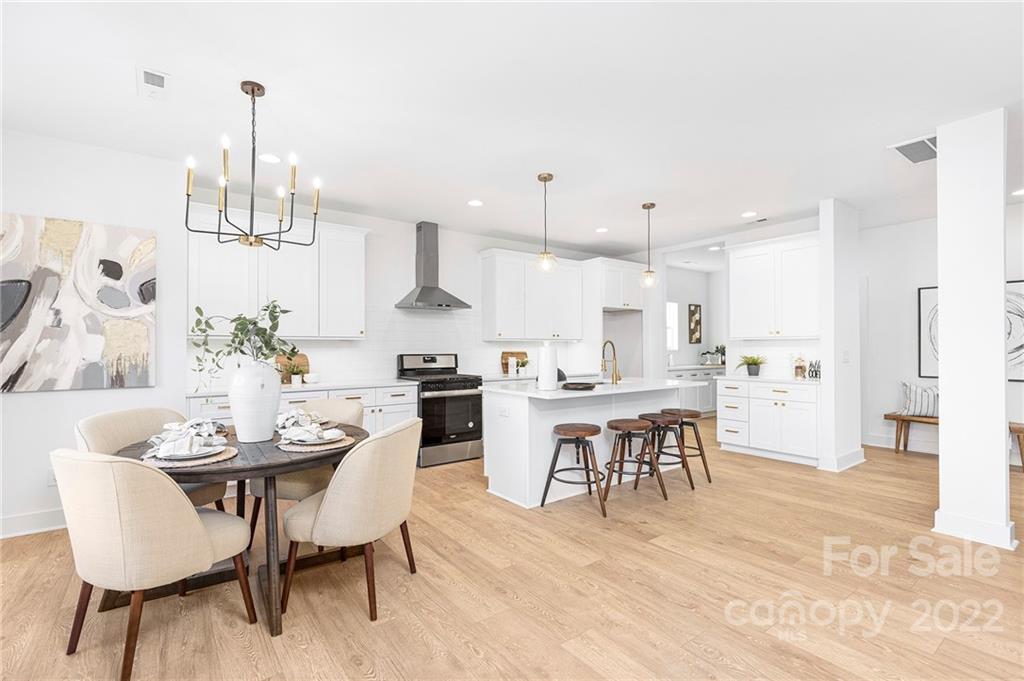643 Tennyson Drive Unit: 1A