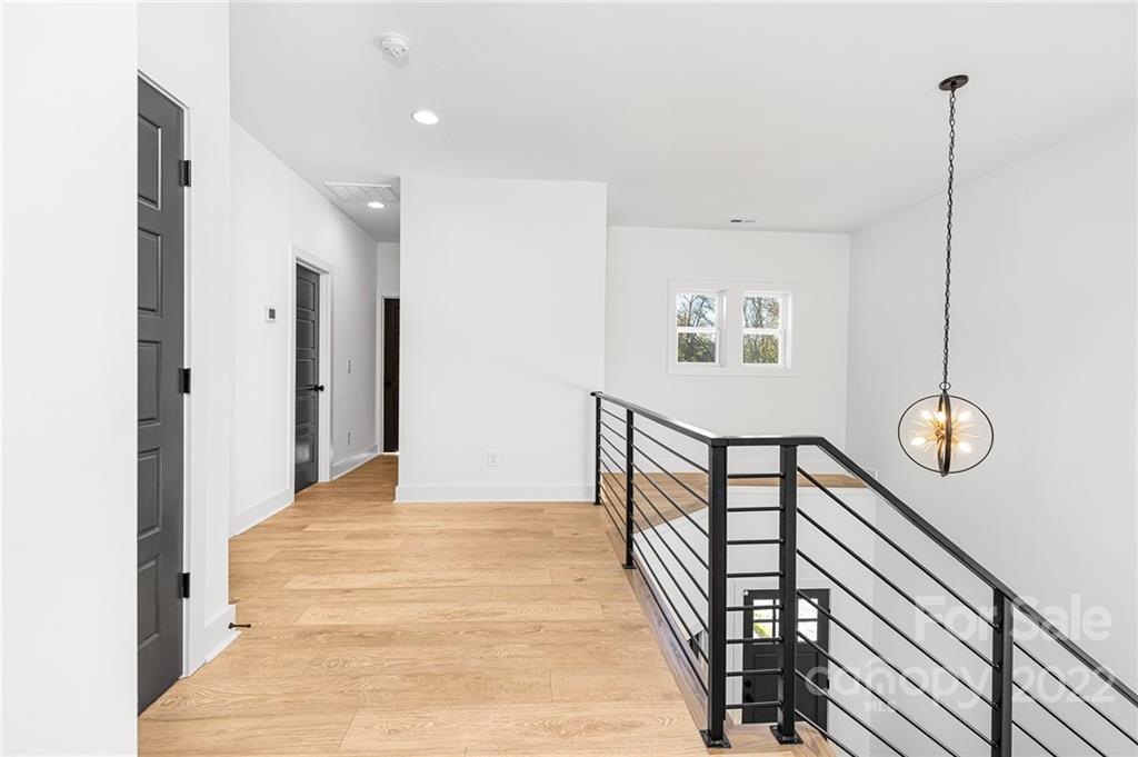 643 Tennyson Drive Unit: 1A