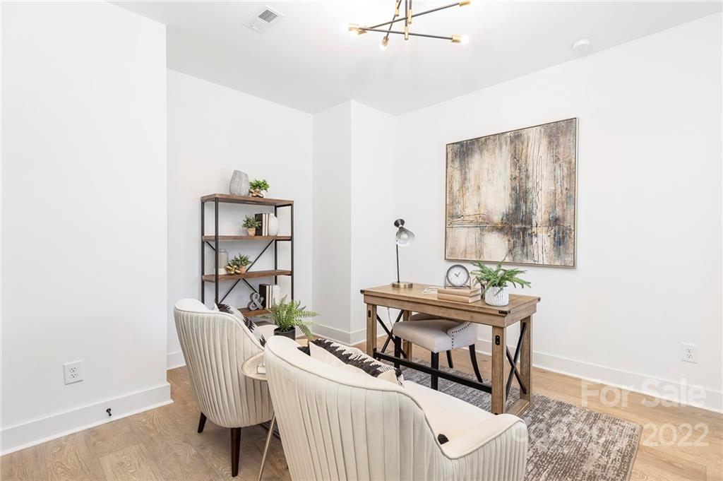 643 Tennyson Drive Unit: 1A