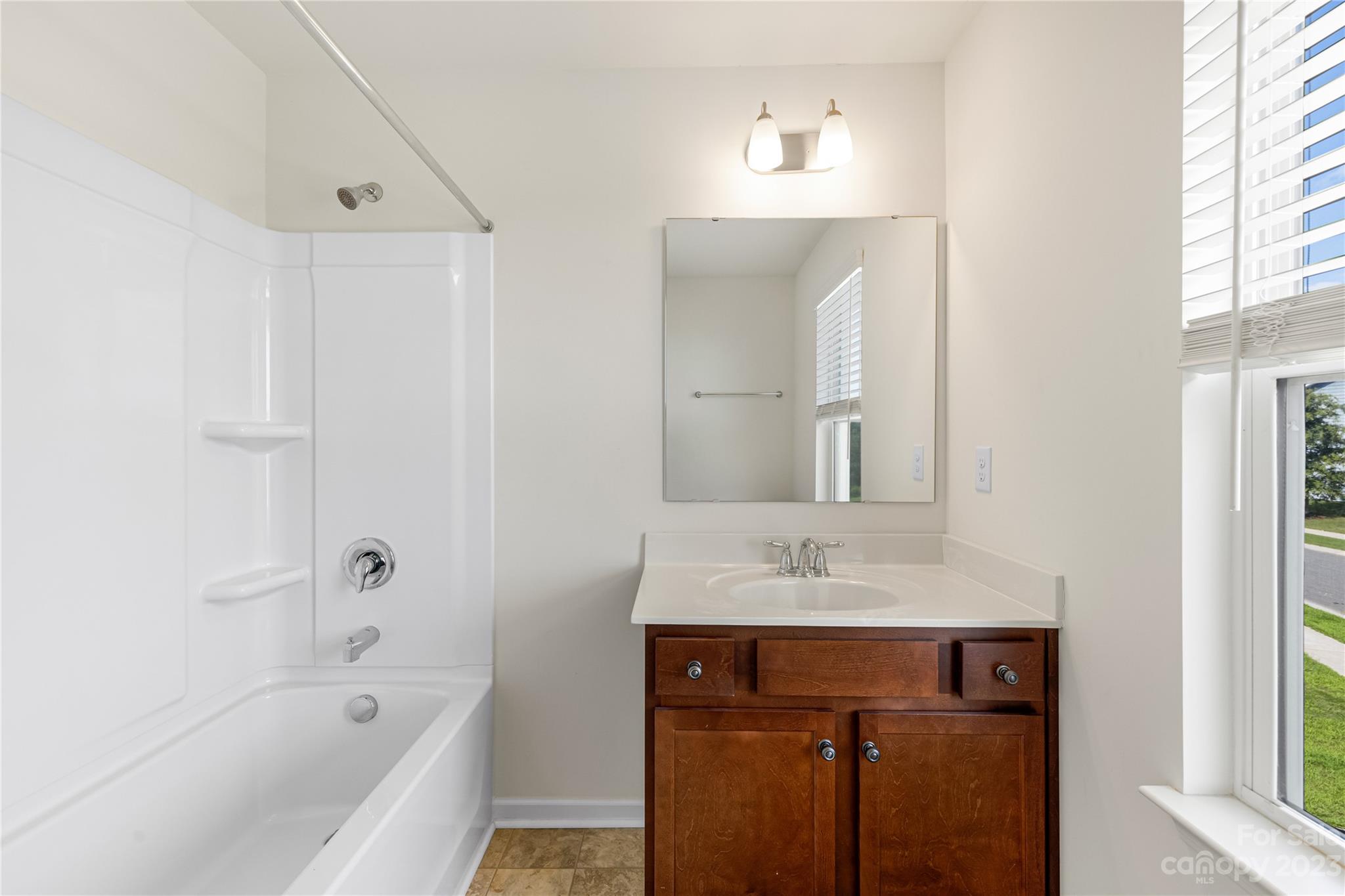 2410 Glenway Trail Court