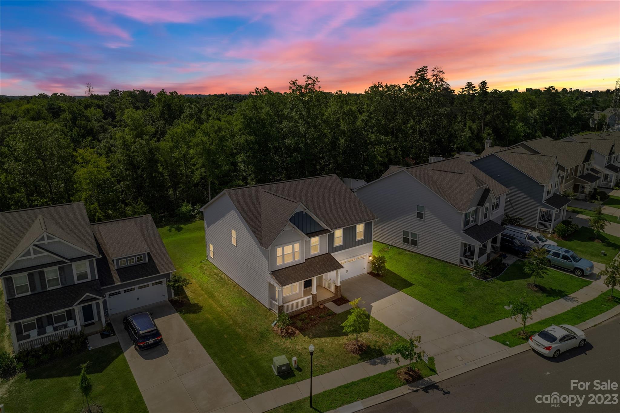 2410 Glenway Trail Court