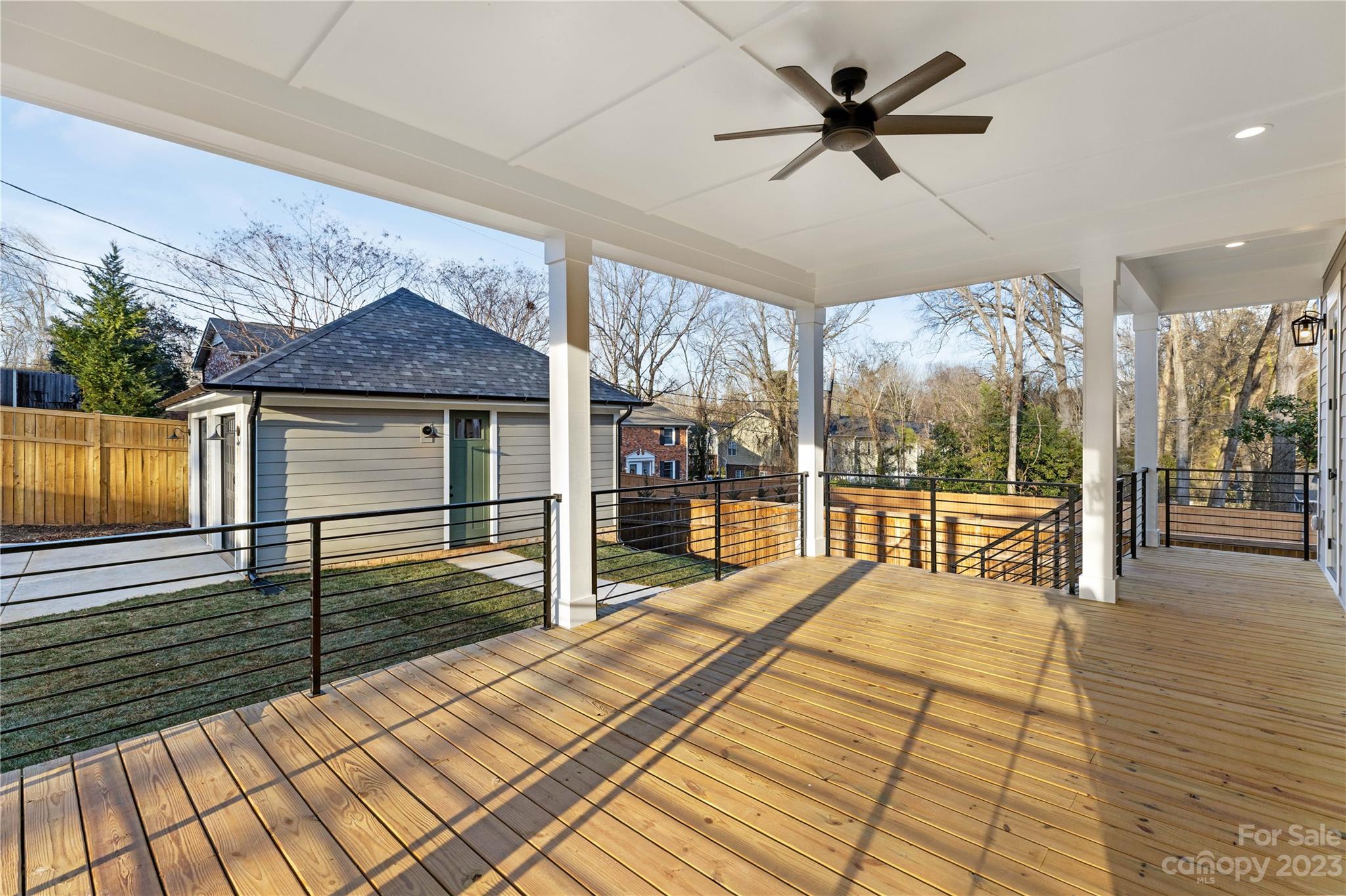 1001 Goshen Place