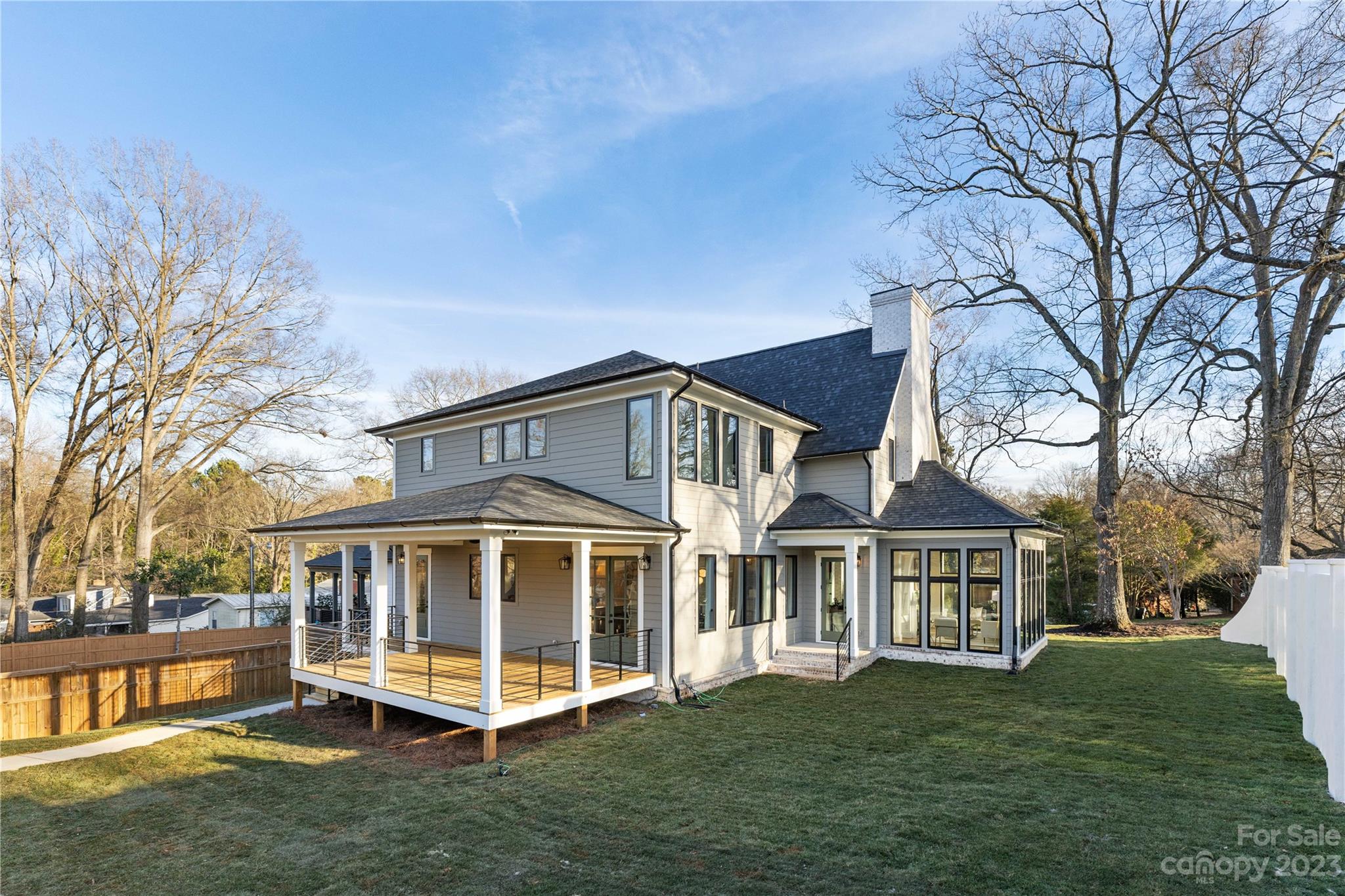 1001 Goshen Place