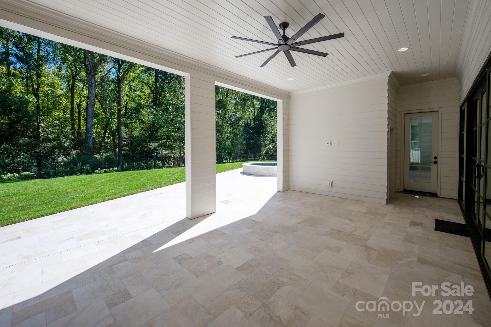 209 Crest Court