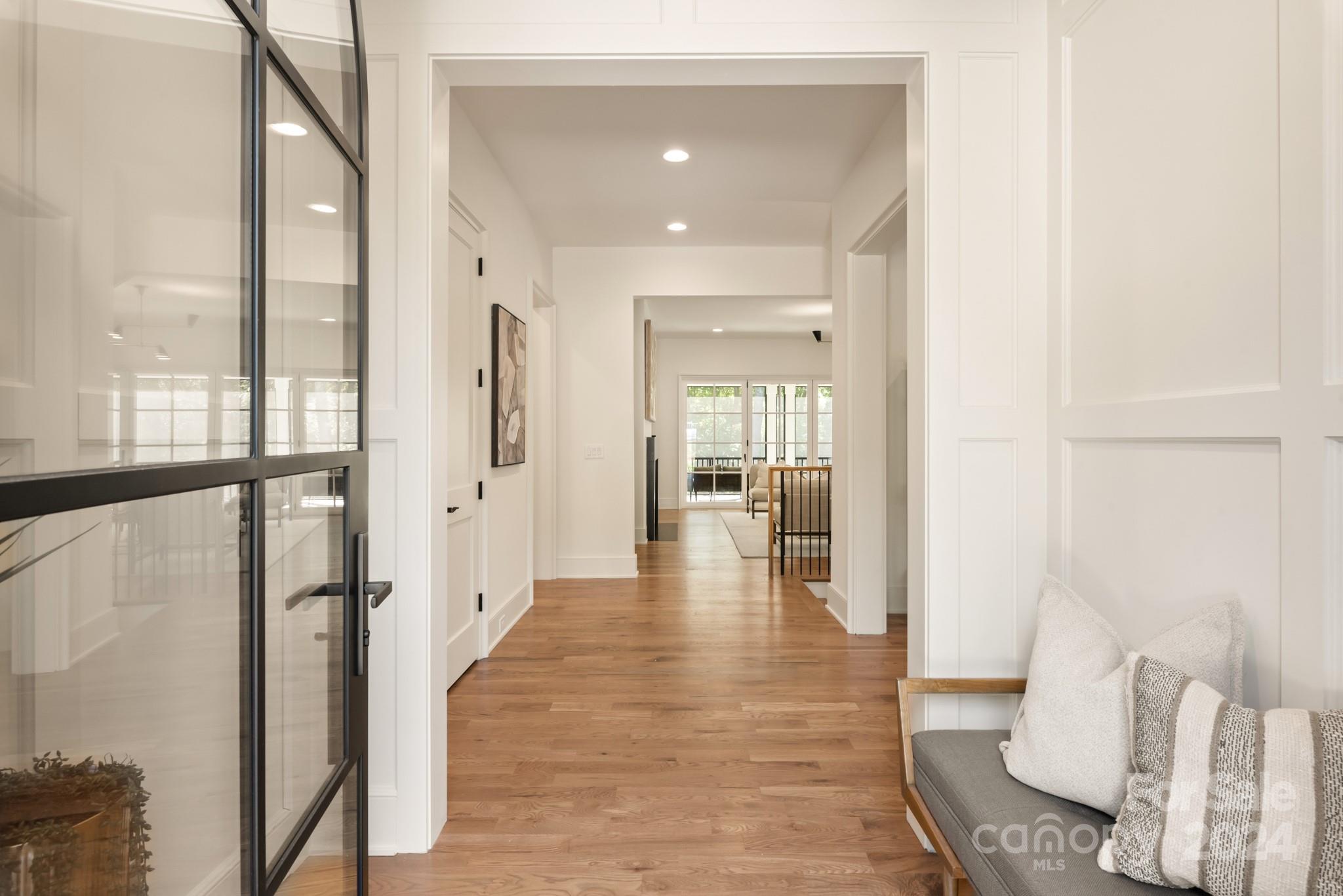 209 Crest Court