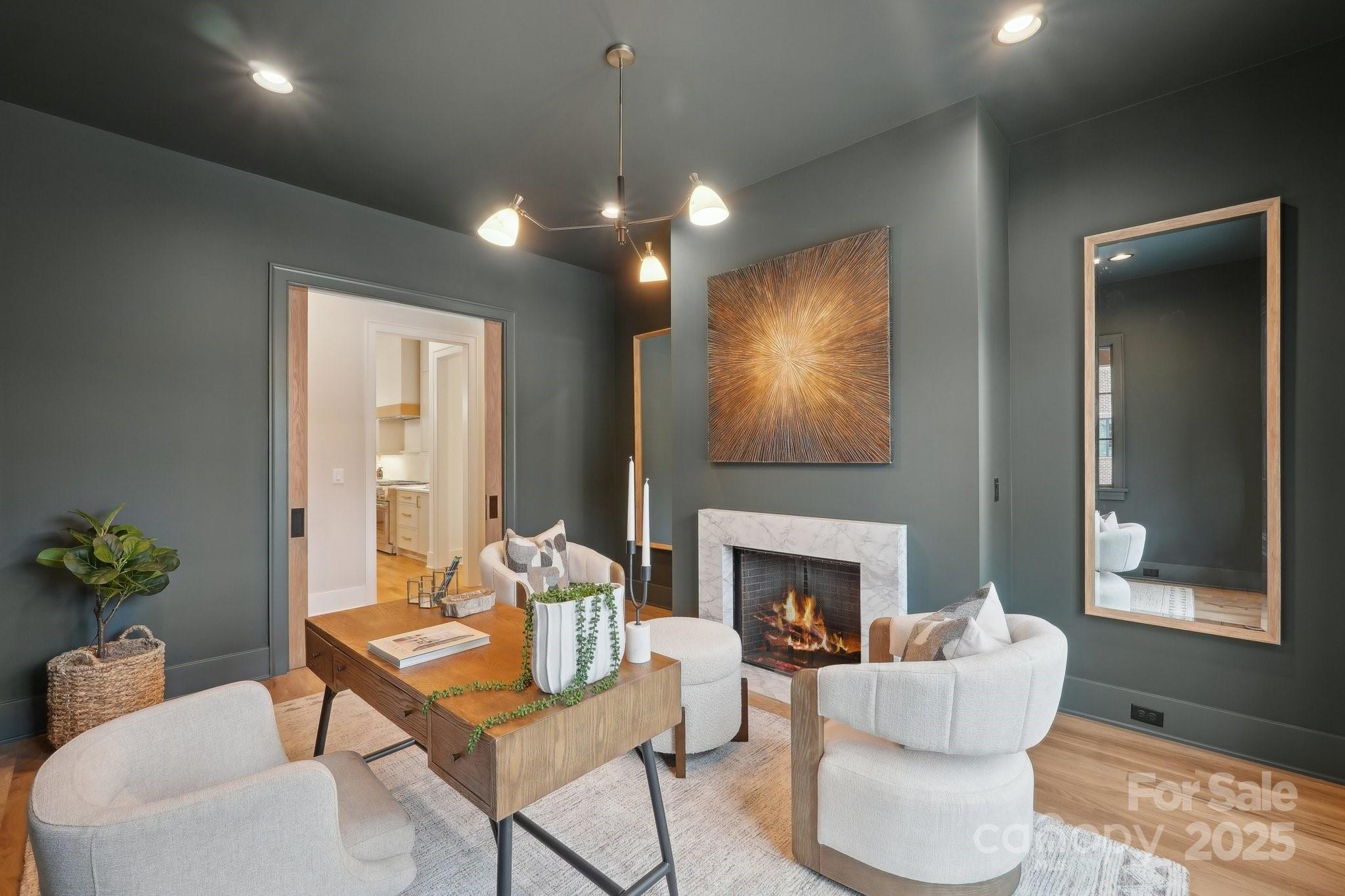 213 Crest Court
