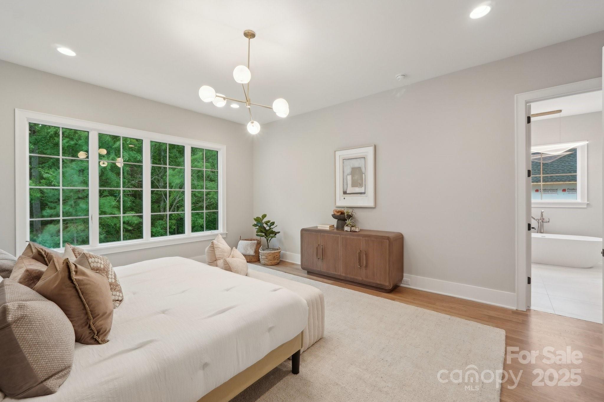 213 Crest Court