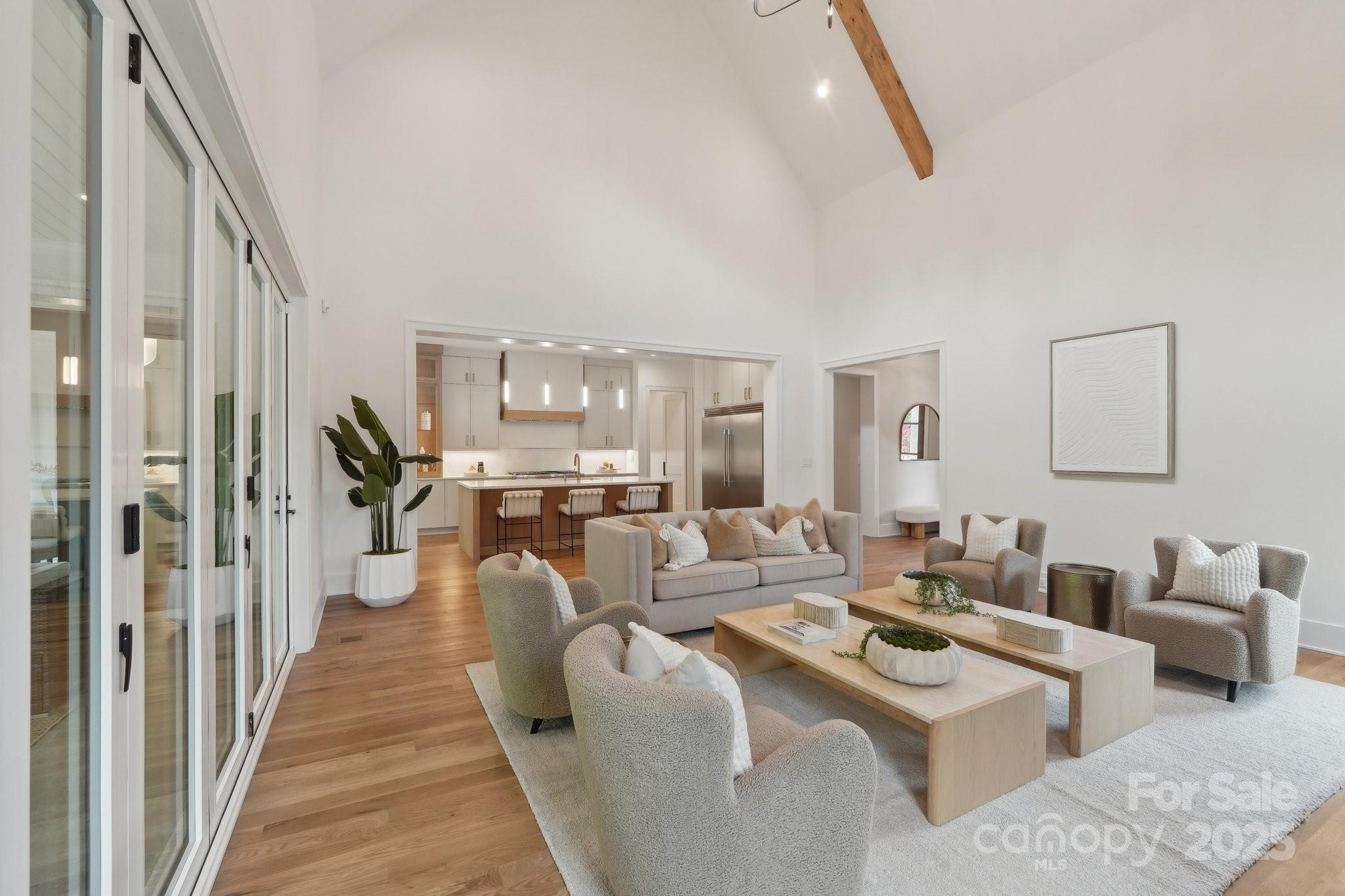 213 Crest Court
