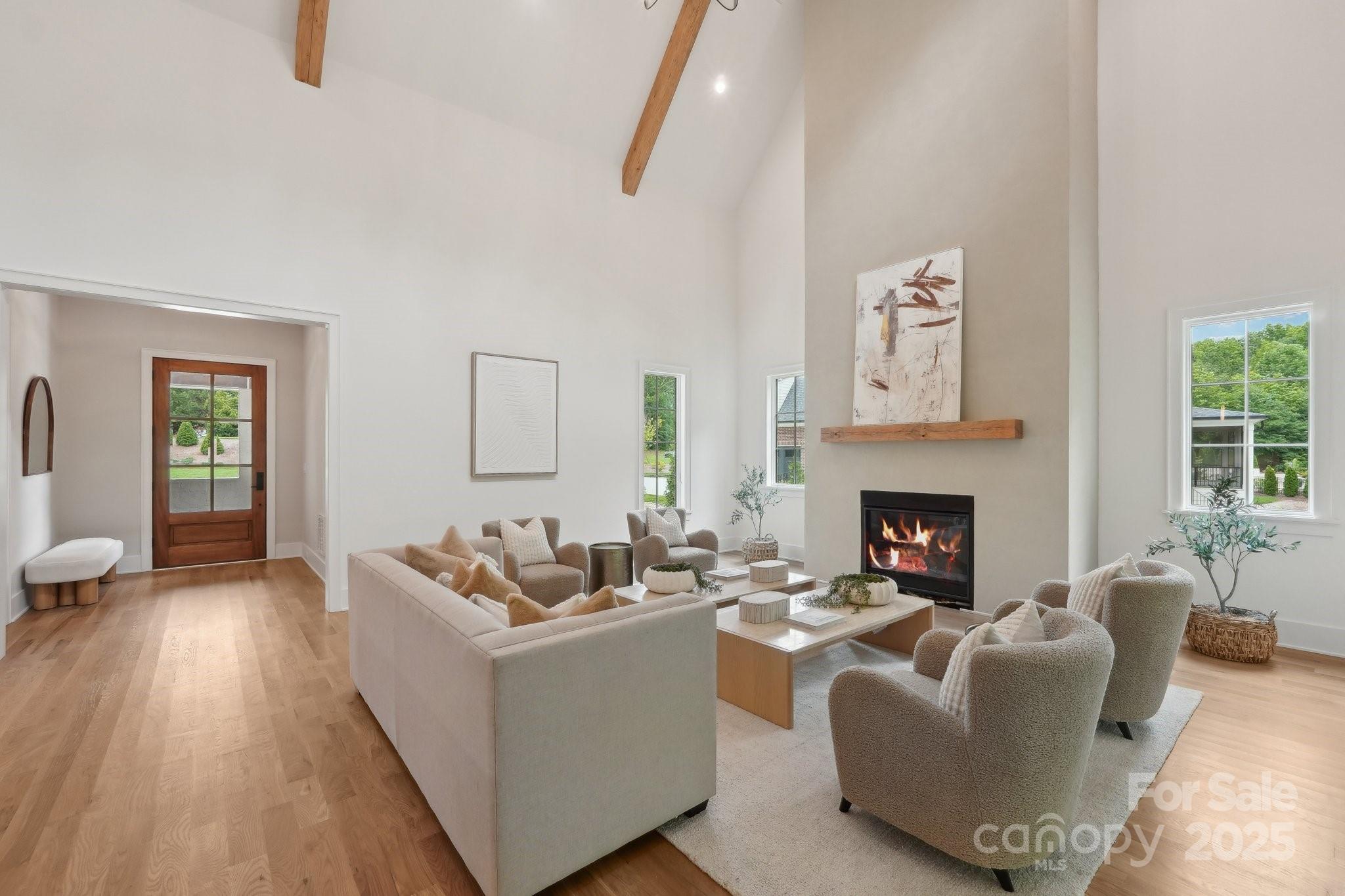 213 Crest Court