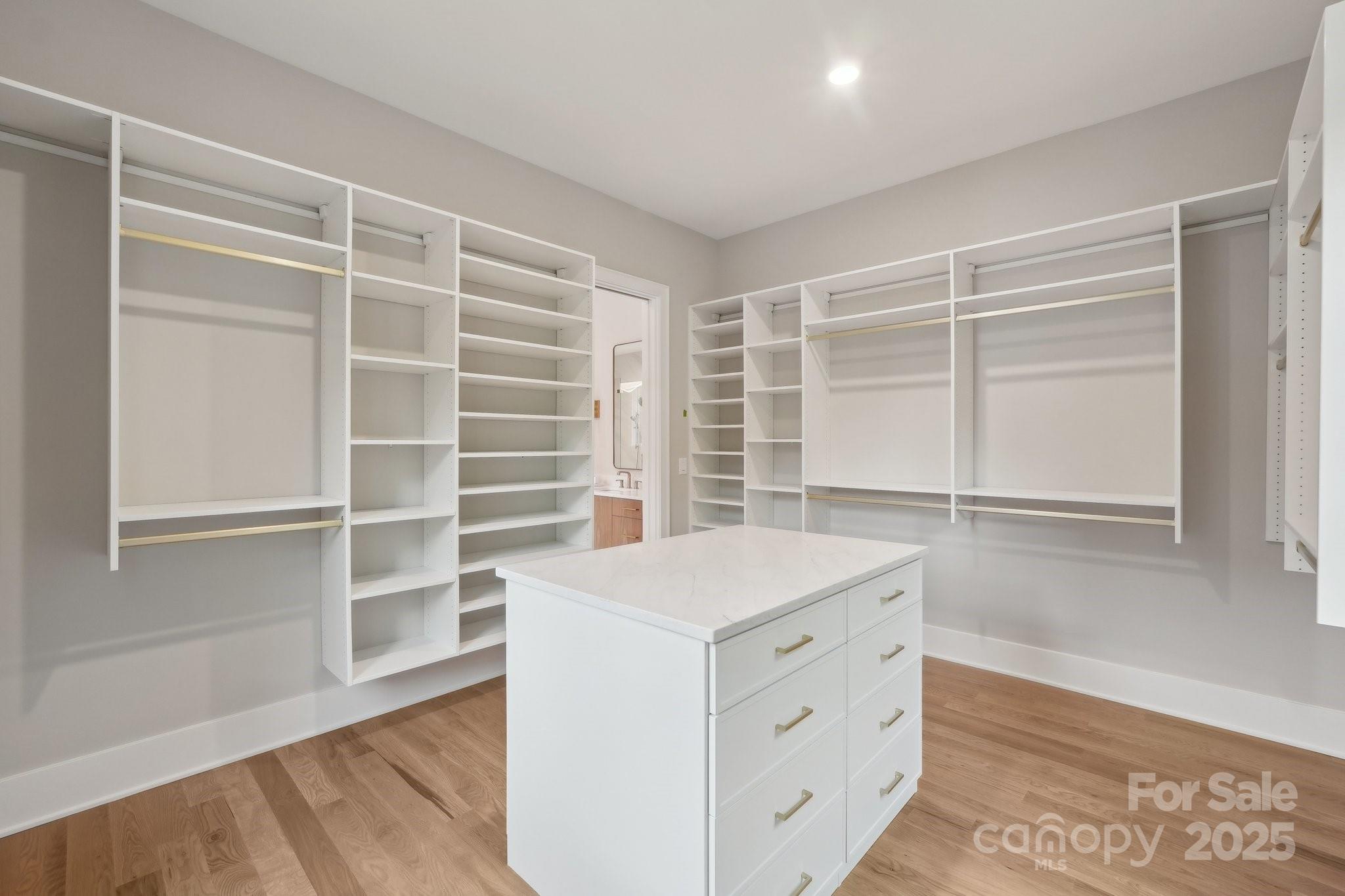 213 Crest Court
