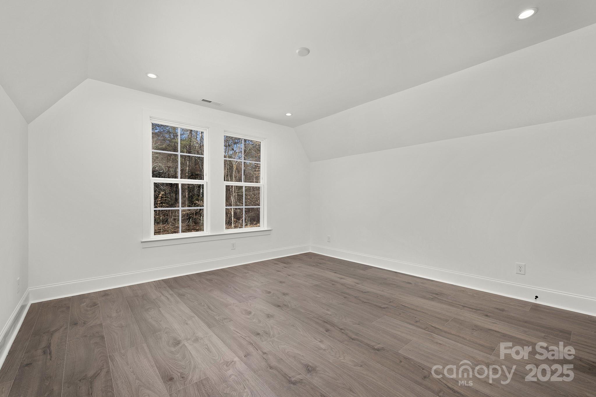 4609 Firethorn Court