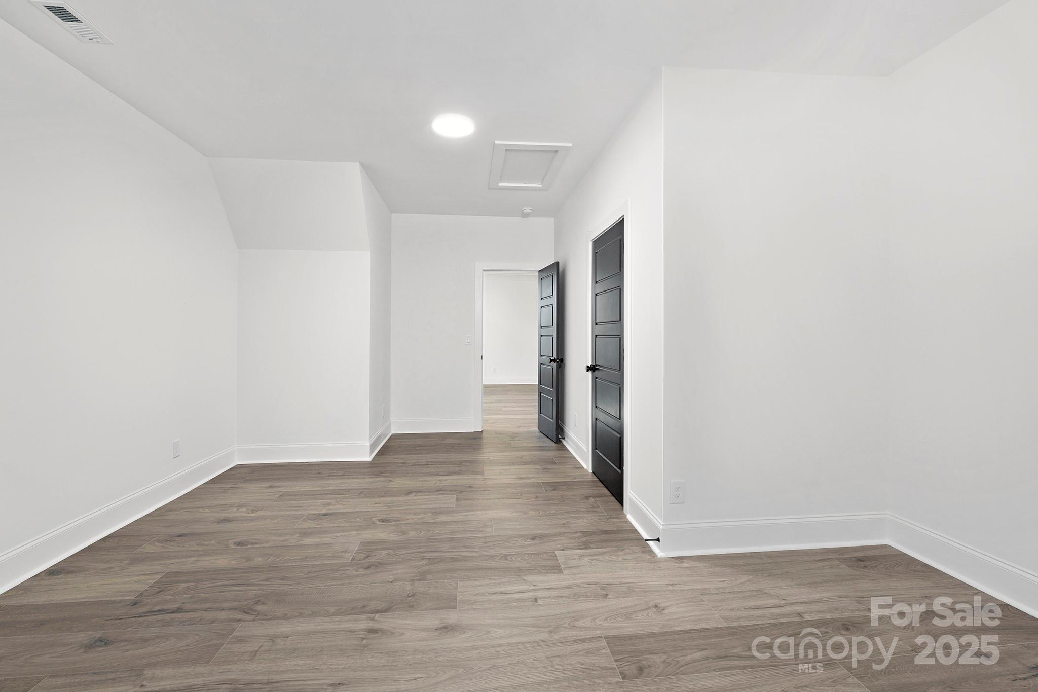 4609 Firethorn Court