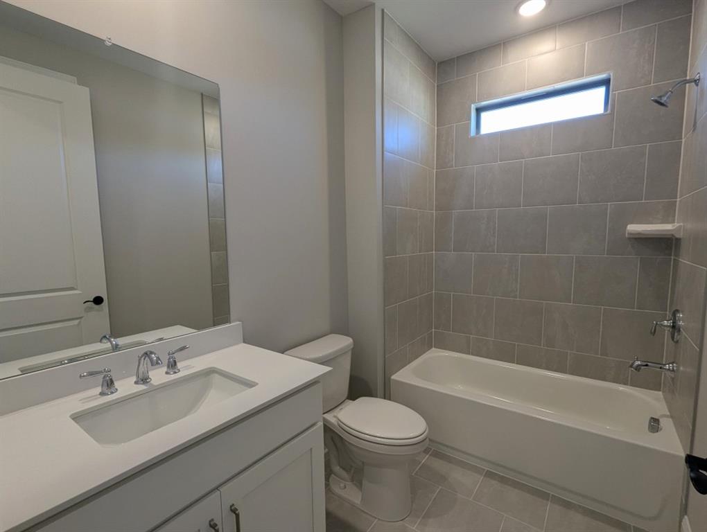 2235 Windsor Bluffs Drive