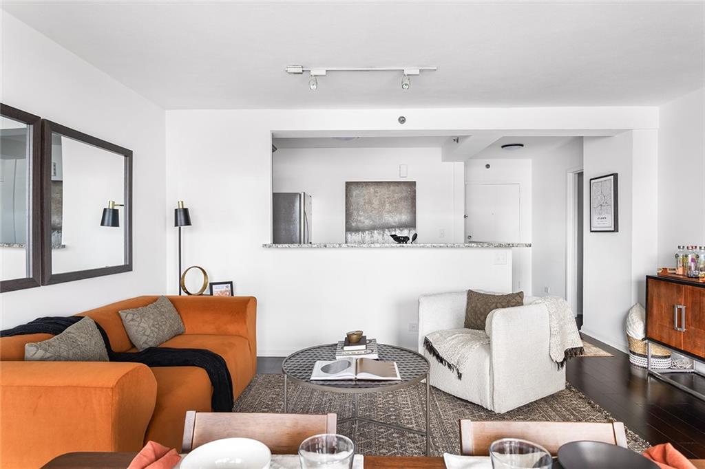 620 Peachtree Street NE Unit 1206