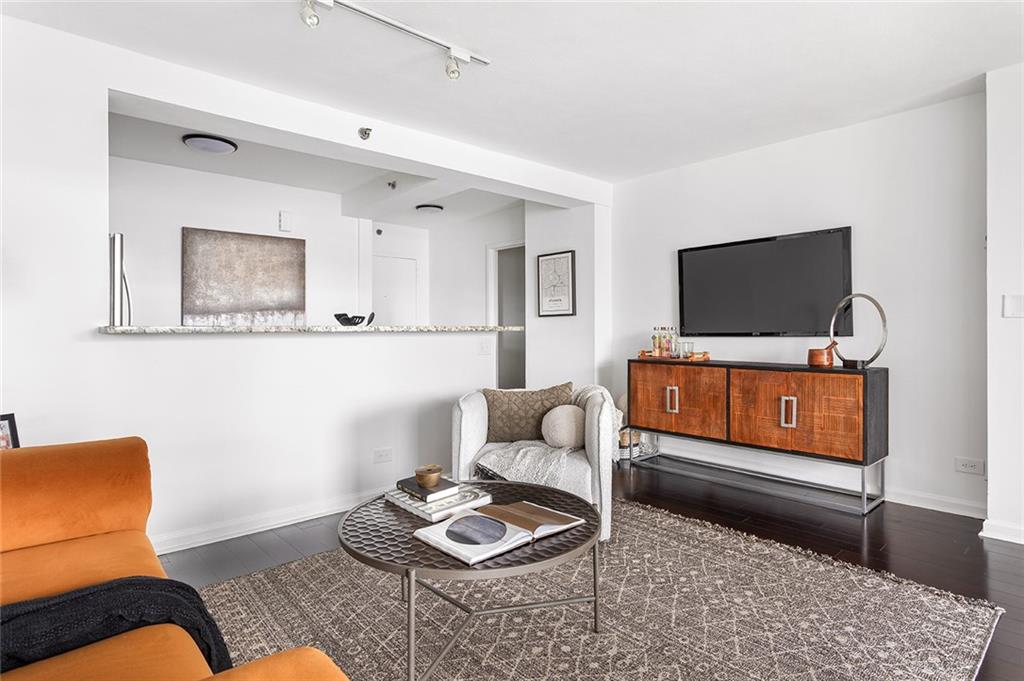 620 Peachtree Street NE Unit 1206