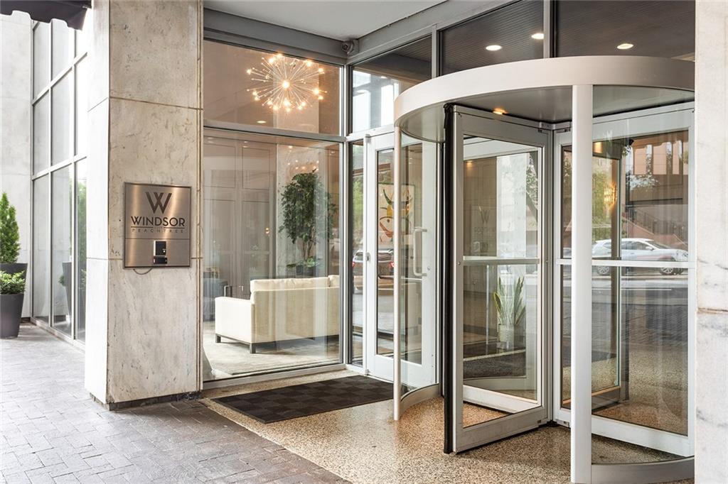 620 Peachtree Street NE Unit 1206