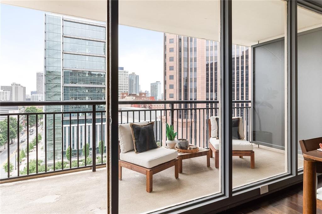 620 Peachtree Street NE Unit 1206