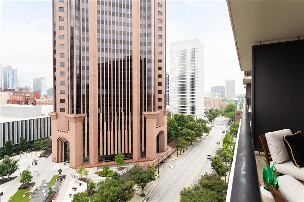 620 Peachtree Street NE Unit 1206