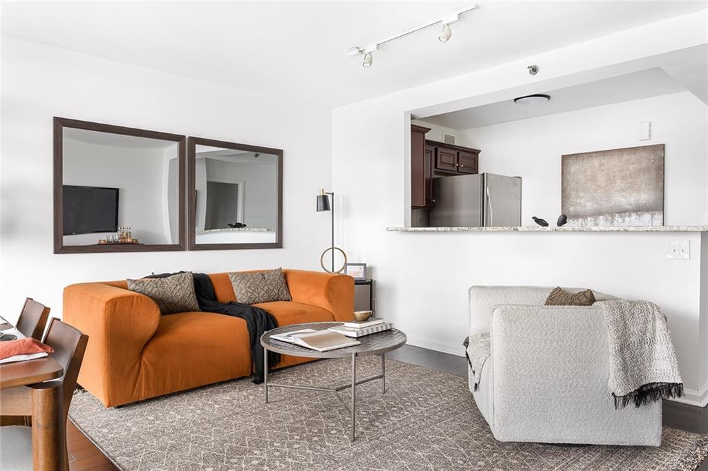 620 Peachtree Street NE Unit 1206