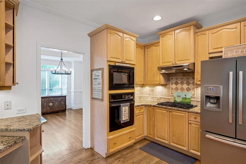 4715 McIntosh Drive Drive